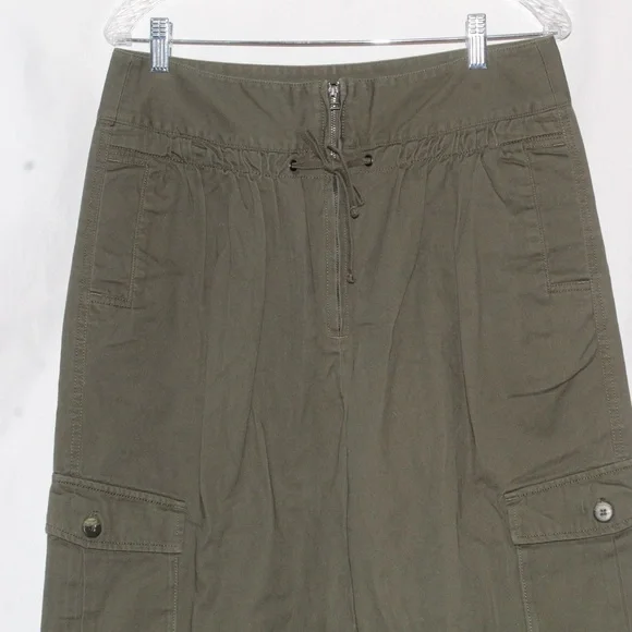 Venus Woman’s Olive Green Cargo Tie-Hem Utility Crop Pants — Size 14 - Picture 9 of 12